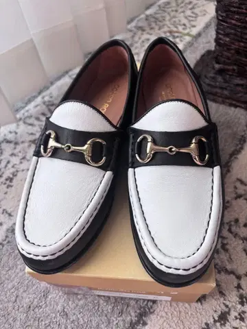 CORSA ROMA 9 로퍼 가죽 신발 화이트 블랙