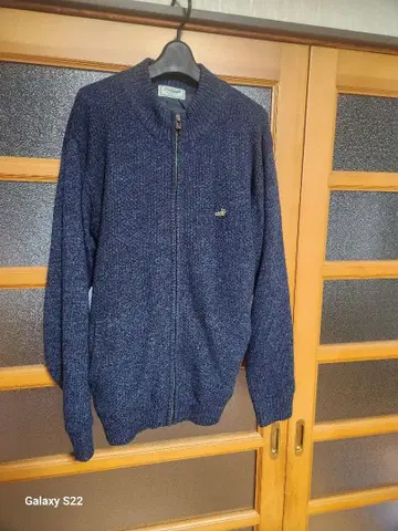 가격 인하. 새상품 라코스테 네이비 집업 니트 스웨터