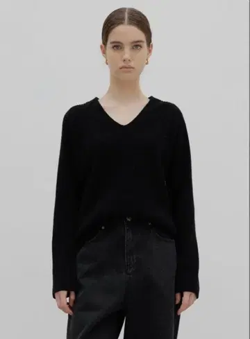 Na.e [ EVER SERIES ] V Neck Rib Knit 블랙