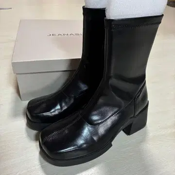 JEANASIS 블랙 숏부츠 지나시스