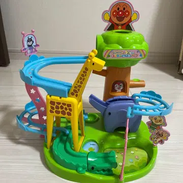 호빵맨 처음 만나는 동물 파크