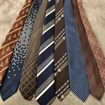 넥타이 8개 세트 다양한 디자인