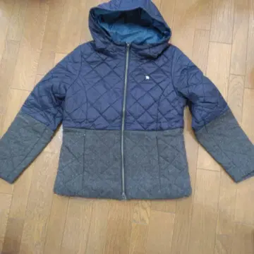 네이비와 그레이의 자켓