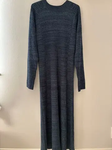 BEAUTY&YOUTH 립 니트 플레어 원피스 M 사이즈 네이비