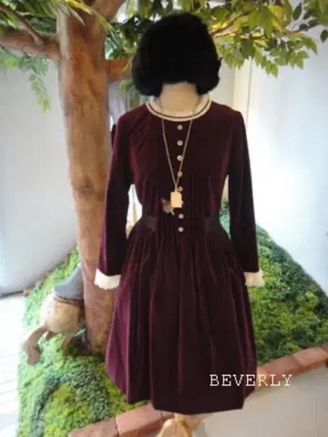 로얄 벨벳 클라라 원피스 보르도