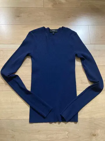 Theory 네이비 리브 니트 긴팔 네이비