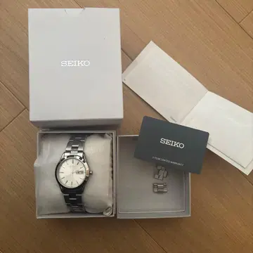 SEIKO 실버 시계 scdc083