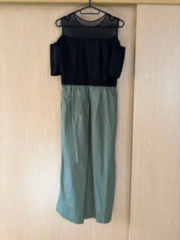 Fluid. 오프숄더 원피스