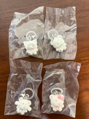 산리오 포근포근 스노우 메지루시 액세서리 4종 세트