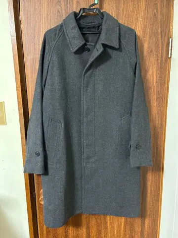 유니클로 싱글 브레스 코트