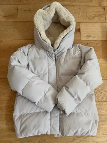 United arrows 다운 코트