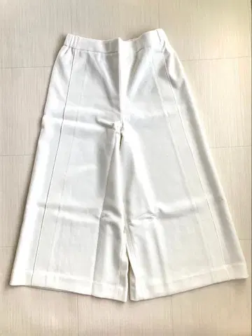 택 포함 새상품 DoCLASSE 두꺼운 원단 와이드 팬츠