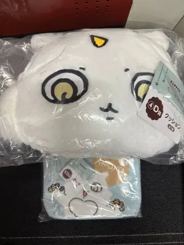 애니마이 복권 치이카와 D상 그 아이 쿠션 파우치 2점 세트