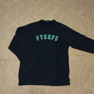 FTC 로고 블랙 맨투맨