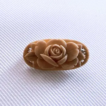 버팔로 본 브로치 로즈