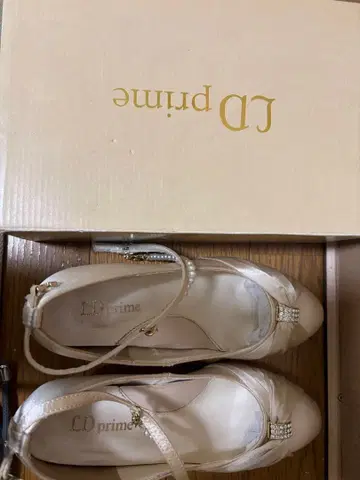 LD prime 베이지 하이힐 L 사이즈