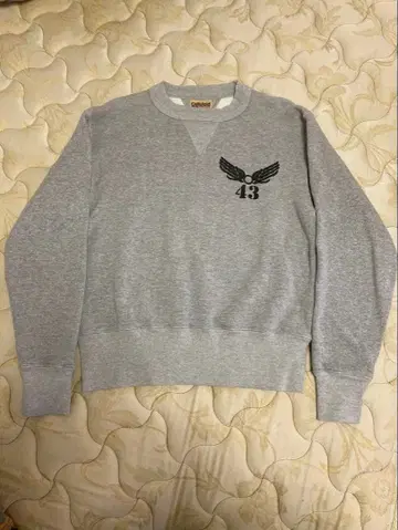 쿠시맨 맨투맨 셀로이드 별주 모델 CUSHMAN