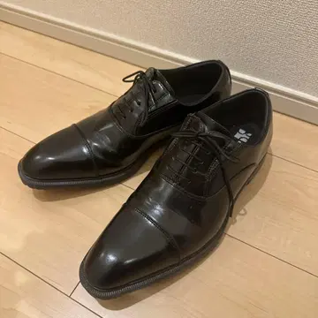 PROTECH 블랙 가죽 드레스 슈즈