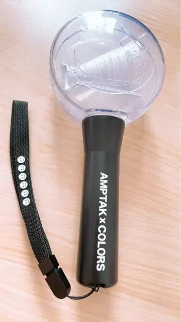 AMPTAX x COLORS 응원봉