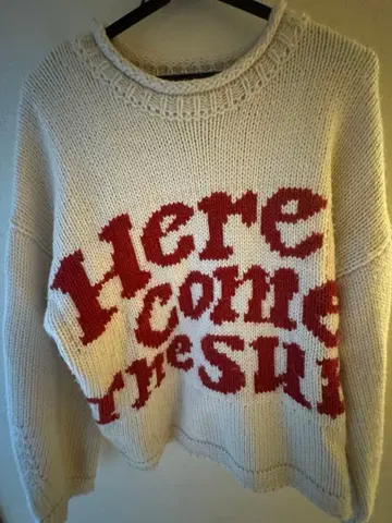 MOUSSY 프린트 오버 사이즈 니트