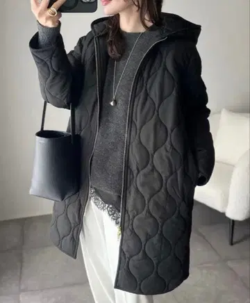 새상품급 Emma Taylor 실루엣 3way 퀼팅 푸드코트 M