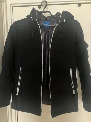 BEAMS 다운 자켓