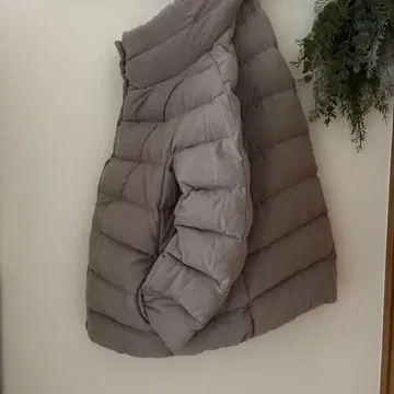 헬레노 리조트 그레이 베이지 다운 자켓 46 사이즈