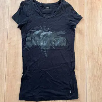 L.G.B 티셔츠 BLACK COCONUTS