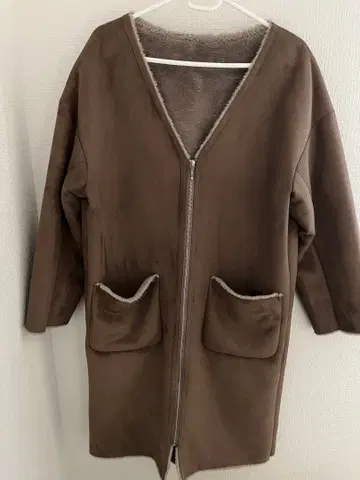 스픽 앤 스팬 노카라 무스탕 코트