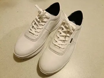 미즈노 고어텍스 화이트 스니커즈 천연 가죽 27.0EEE