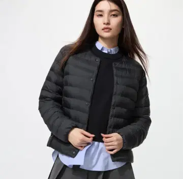 유니클로 퍼프 테크 컴팩트 자켓 블랙 M