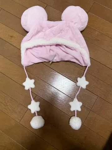 미키 모양 귀 달린 핑크 모자