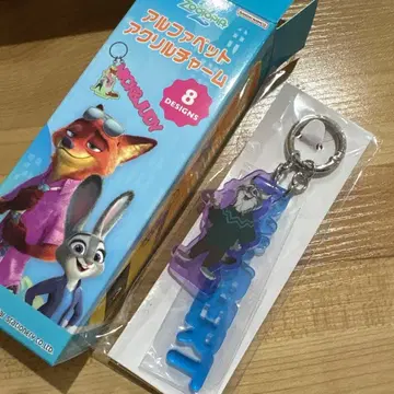 주토피아2 알파벳 아크릴 참 파우버트