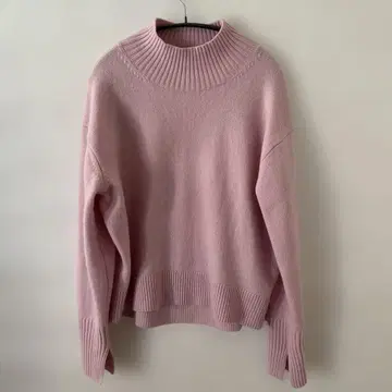 엘르라 핑크 하이넥 스웨터