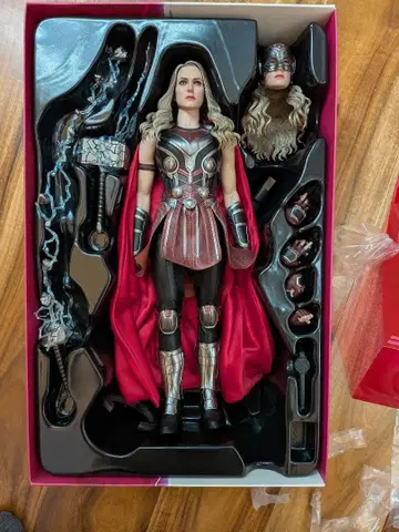 핫토이즈 마이티 토르 토르 러브 앤 썬더