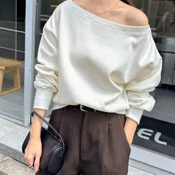 앤도미 속기모 맨투맨 숏 기장 오프숄더 M 에크루