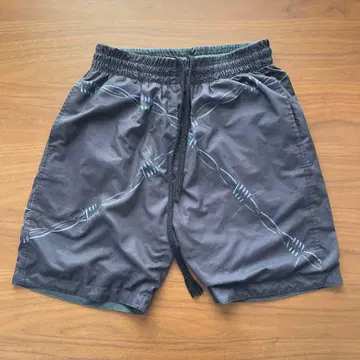 Crossfaith 크로스페이스 숏팬츠