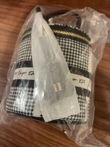 Herlipto HLT Jacquard mini Vanity Bag