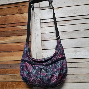 USA제 그레고리 핀백 플로럴 태피스트리 숄더 새첼