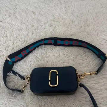 마크 제이콥스 네이비 숄더백