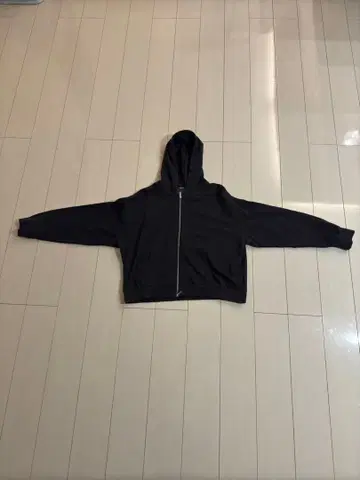 ZARA 워시 가공 후디 블랙 짧은 기장 실루엣