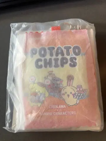 치이카와 산리오 페이크 다이컷 패스 케이스 (토끼 & 폼폼푸딩)