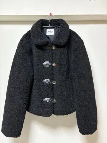 ZARA 푸들 보아 숏 자켓 골드 버튼