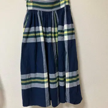 빔즈 보이 체크 롱 스커트