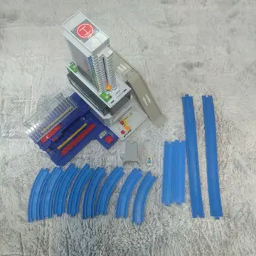 프라레일 오르락내리락 입체 교차 메가 역 빌딩