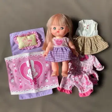 머리색이 변하는 멜짱 본체 잡화 의류 세트