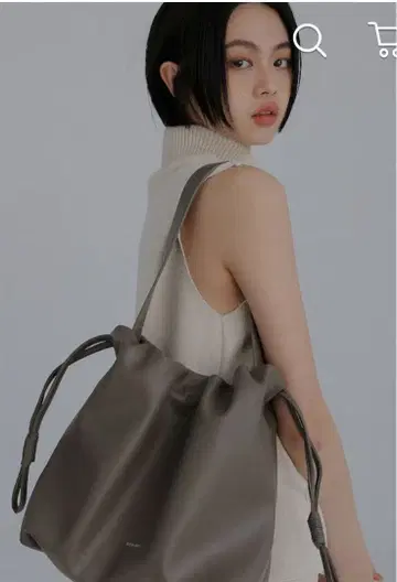 새상품급 GEN-RE Lullaby 미니 숄더백