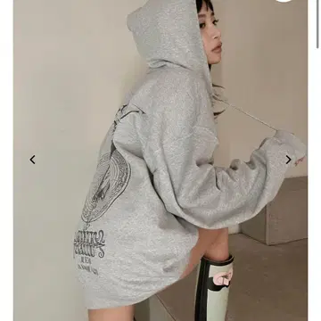 juemi Saint Mary Zip-up Hoodie 후드티