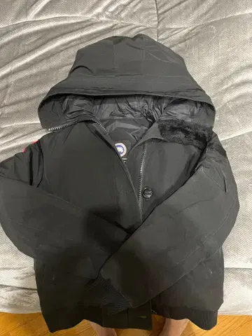 CANADA GOOSE 블랙 다운 자켓 L