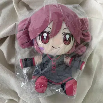 라운드원 한정판 카사네 테토 앉아있는 BIG 봉제 인형